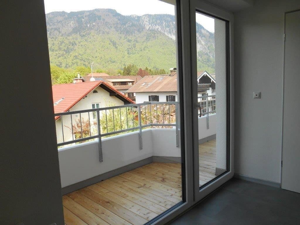 Pronájem bytu 1+1 33 m², Riedelstrasse 16, Bad Reichenhall, Bavorsko Pronájem bytu 1+1 33 m², Riedelstrasse 16, Bad Reichenhall, Bavorsko