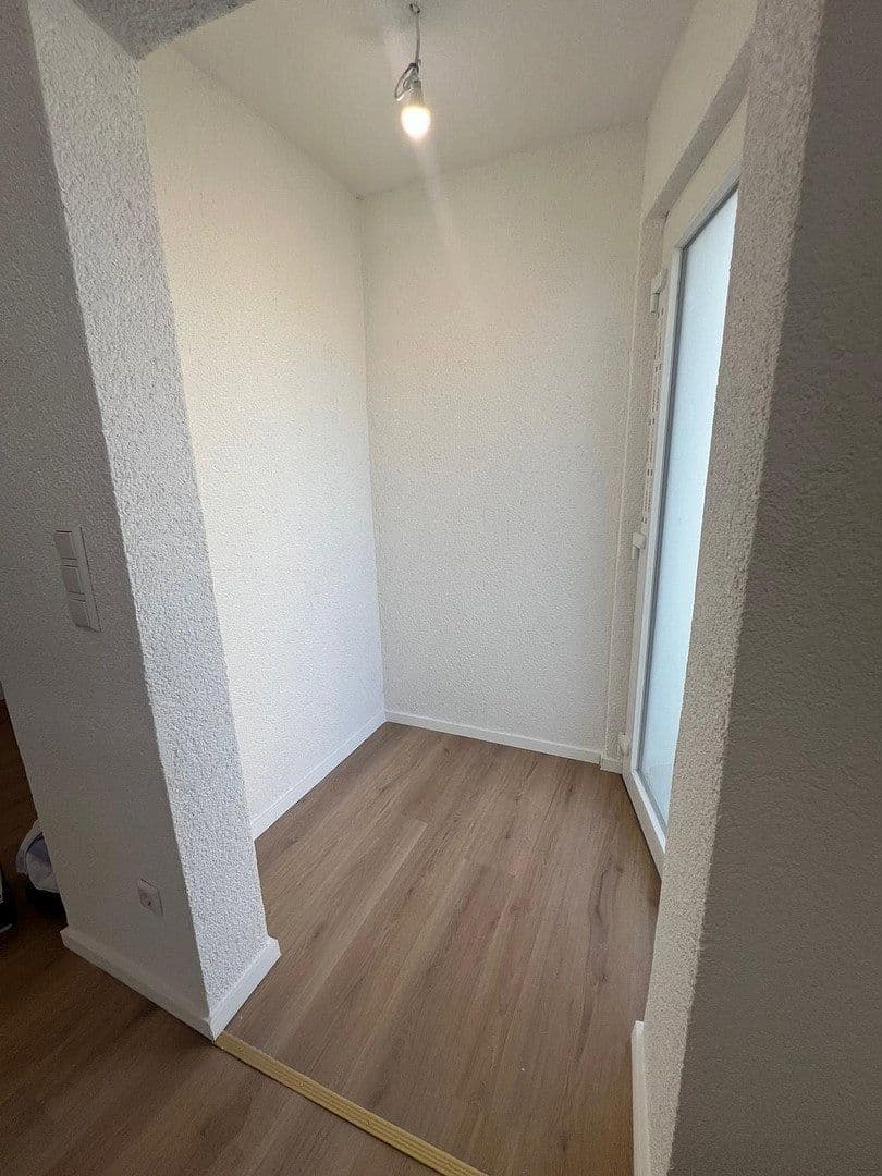 Pronájem bytu 2+1 55 m², Obere Hauptstrasse, Lustadt, Porýní-Falc Pronájem bytu 2+1 55 m², Obere Hauptstrasse, Lustadt, Porýní-Falc