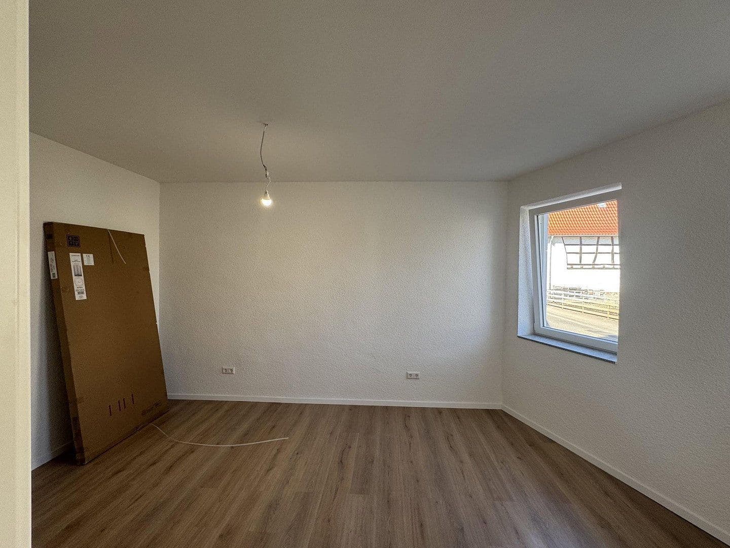 Pronájem bytu 2+1 55 m², Obere Hauptstrasse, Lustadt, Porýní-Falc Pronájem bytu 2+1 55 m², Obere Hauptstrasse, Lustadt, Porýní-Falc