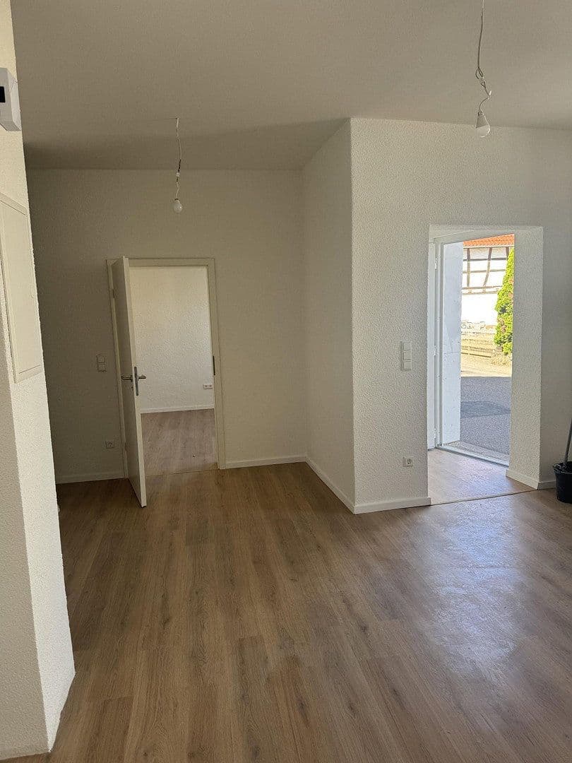 Pronájem bytu 2+1 55 m², Obere Hauptstrasse, Lustadt, Porýní-Falc Pronájem bytu 2+1 55 m², Obere Hauptstrasse, Lustadt, Porýní-Falc