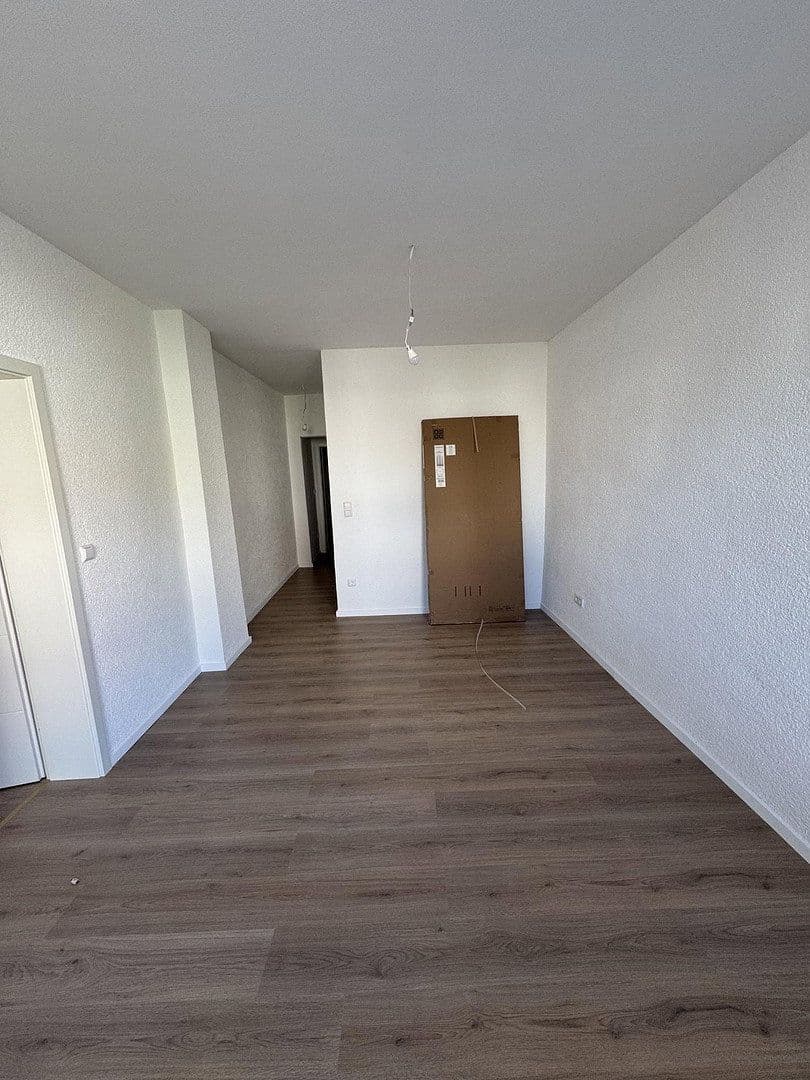 Pronájem bytu 2+1 55 m², Obere Hauptstrasse, Lustadt, Porýní-Falc Pronájem bytu 2+1 55 m², Obere Hauptstrasse, Lustadt, Porýní-Falc