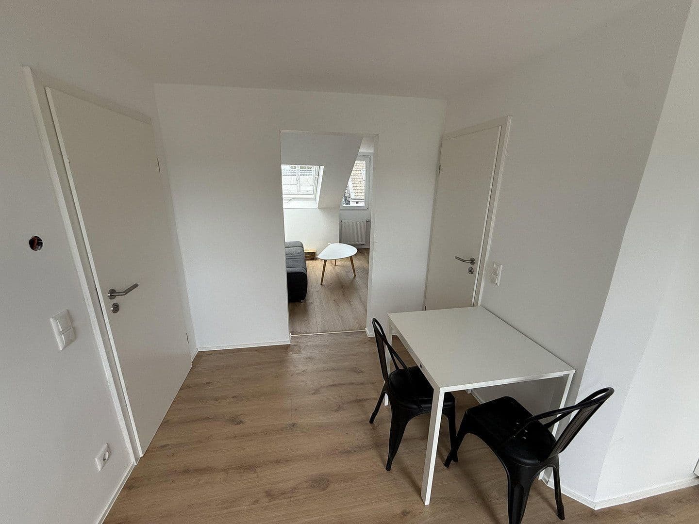 Pronájem bytu 2+1 50 m², Eynattener Str. 80, Cáchy, Severní Porýní-Vestfálsko Pronájem bytu 2+1 50 m², Eynattener Str. 80, Cáchy, Severní Porýní-Vestfálsko