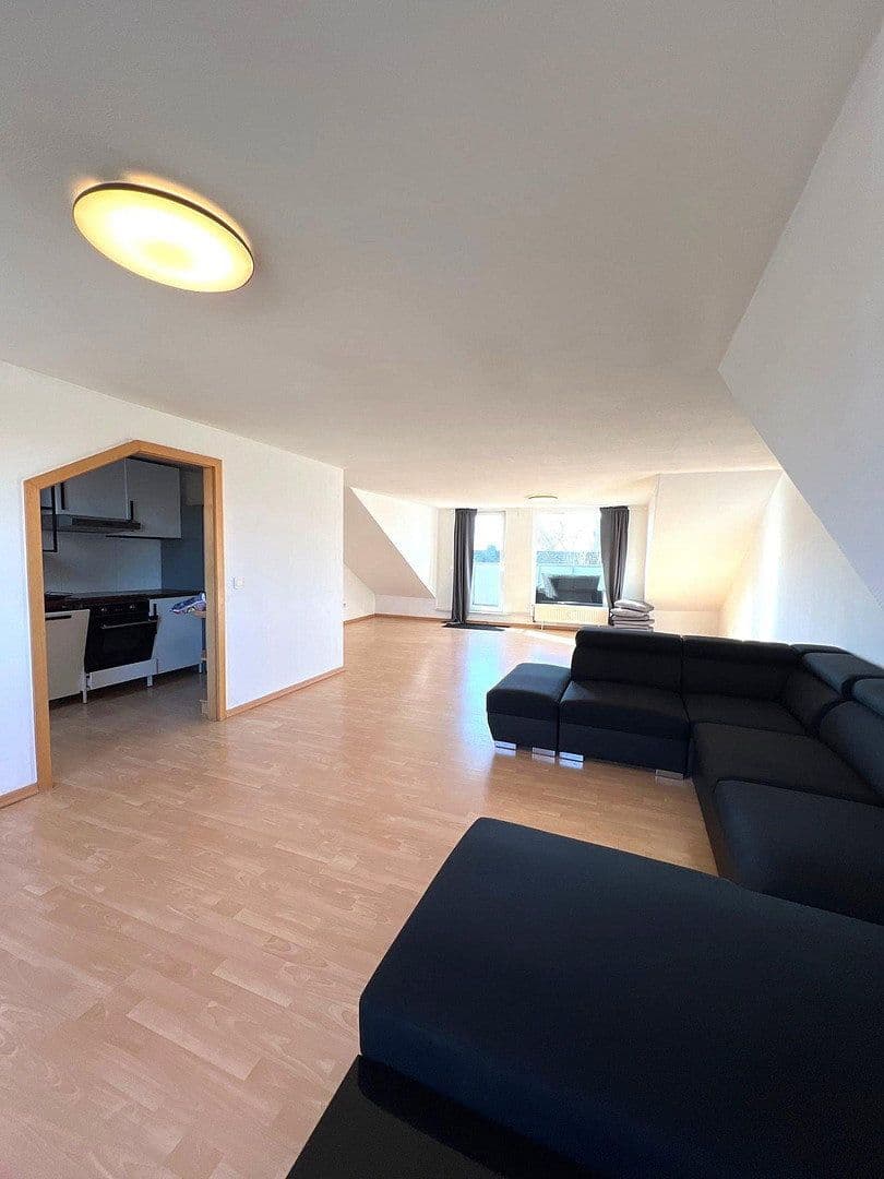 Pronájem bytu 4+1 113 m², Friedrich List str 26, Unna, Severní Porýní-Vestfálsko Pronájem bytu 4+1 113 m², Friedrich List str 26, Unna, Severní Porýní-Vestfálsko