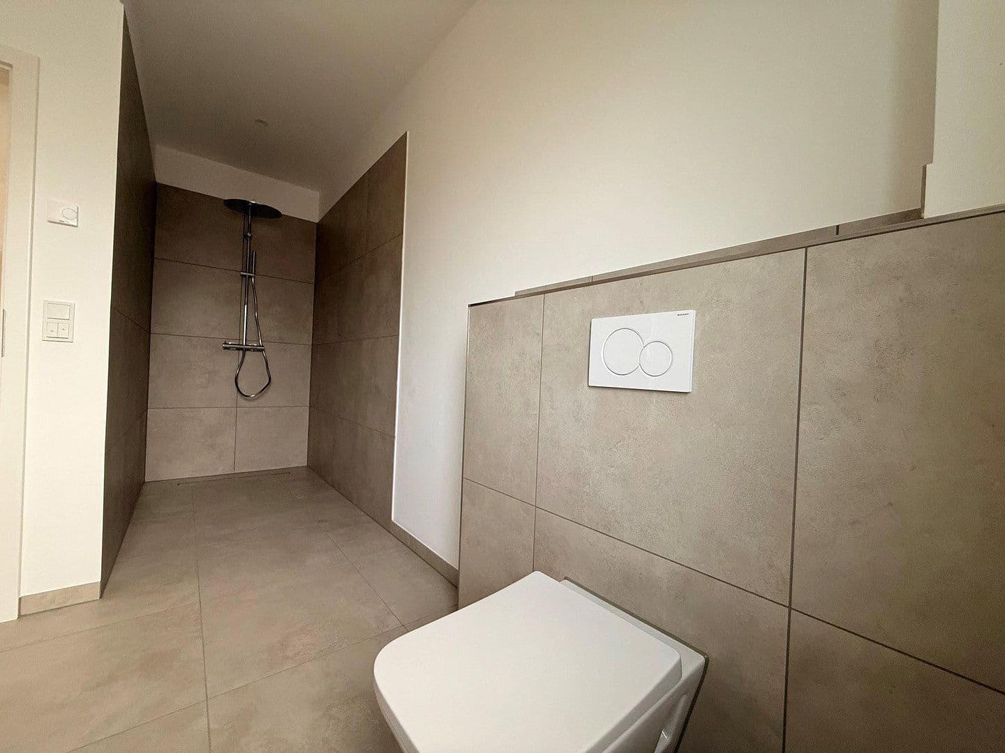 Prodej domu 120 m², pozemek 400 m², Steinförderstraße 45, Wietze, Dolní Sasko Prodej domu 120 m², pozemek 400 m², Steinförderstraße 45, Wietze, Dolní Sasko