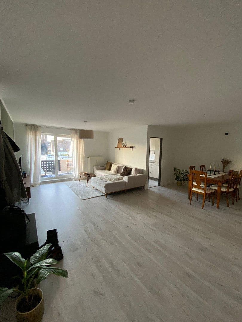 Pronájem bytu 2+kk 61 m², Hühnerheide 137, Dinslaken, Severní Porýní-Vestfálsko Pronájem bytu 2+kk 61 m², Hühnerheide 137, Dinslaken, Severní Porýní-Vestfálsko
