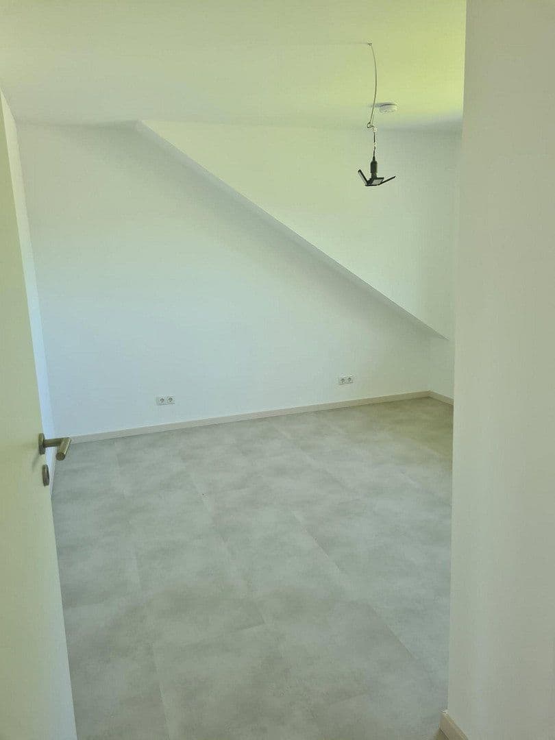 Pronájem bytu 2+kk 65 m², Heppenheim, Hessen Pronájem bytu 2+kk 65 m², Heppenheim, Hessen