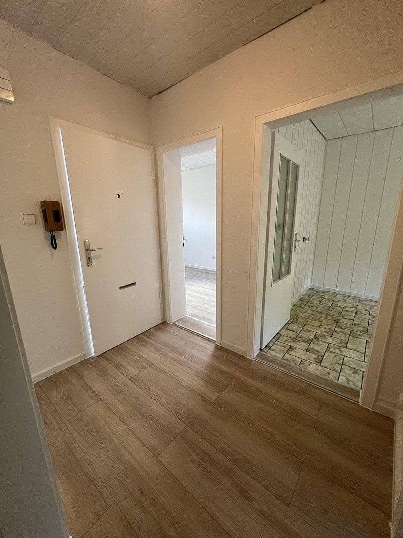 Prodej bytu 3+1 68 m², Hirschberger Str. 6, Wolfsburg, Dolní Sasko Prodej bytu 3+1 68 m², Hirschberger Str. 6, Wolfsburg, Dolní Sasko
