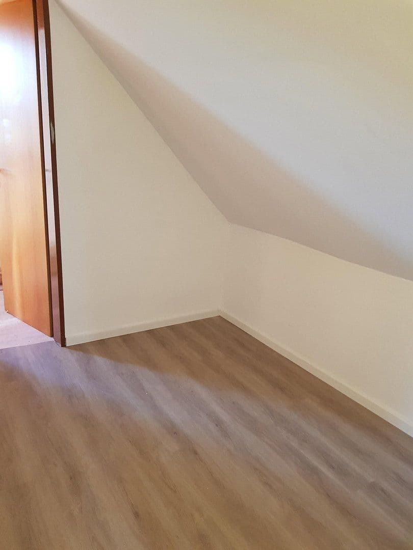 Prodej domu 91 m², pozemek 247 m², Windsbach, Bavorsko Prodej domu 91 m², pozemek 247 m², Windsbach, Bavorsko