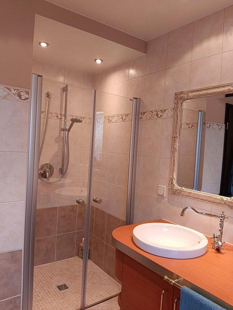 Prodej domu 300 m², pozemek 1.300 m², Mandelbachtal, Země Sársko Prodej domu 300 m², pozemek 1.300 m², Mandelbachtal, Země Sársko