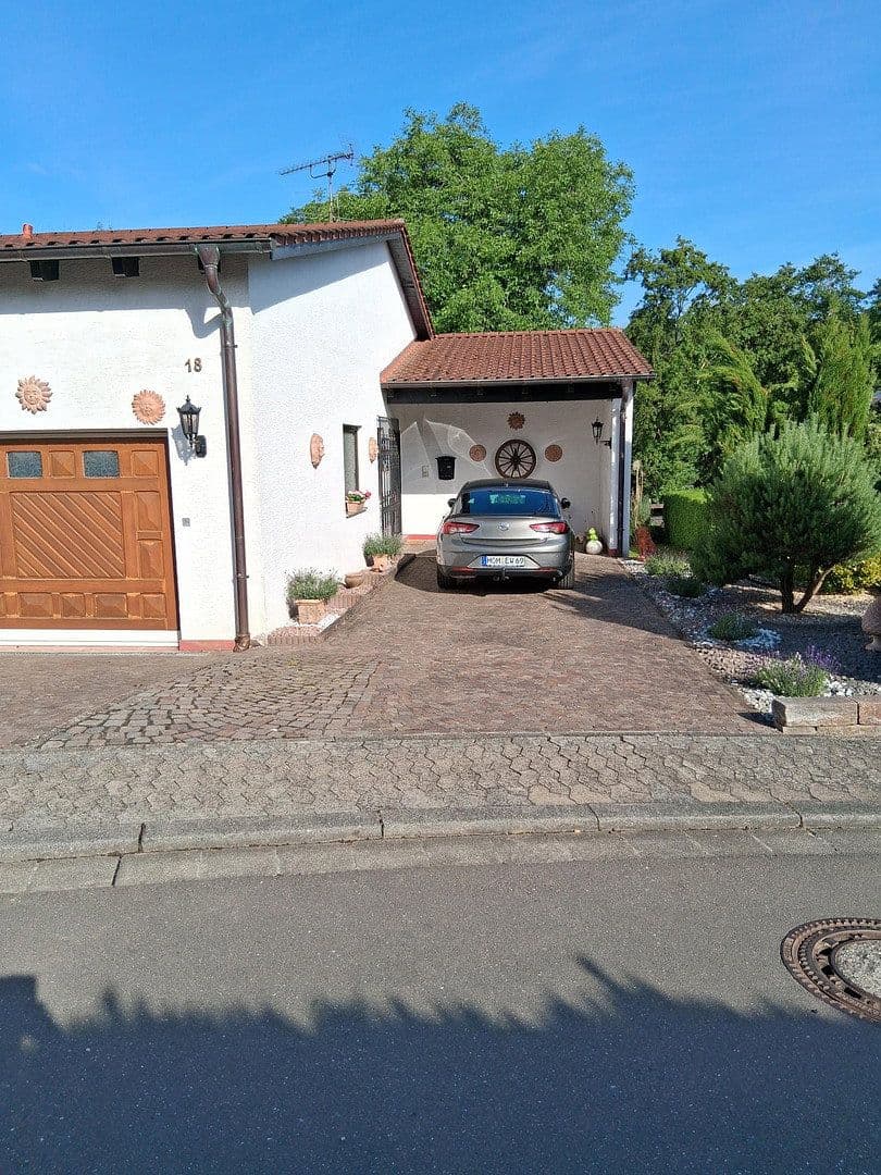 Prodej domu 300 m², pozemek 1.300 m², Mandelbachtal, Země Sársko Prodej domu 300 m², pozemek 1.300 m², Mandelbachtal, Země Sársko
