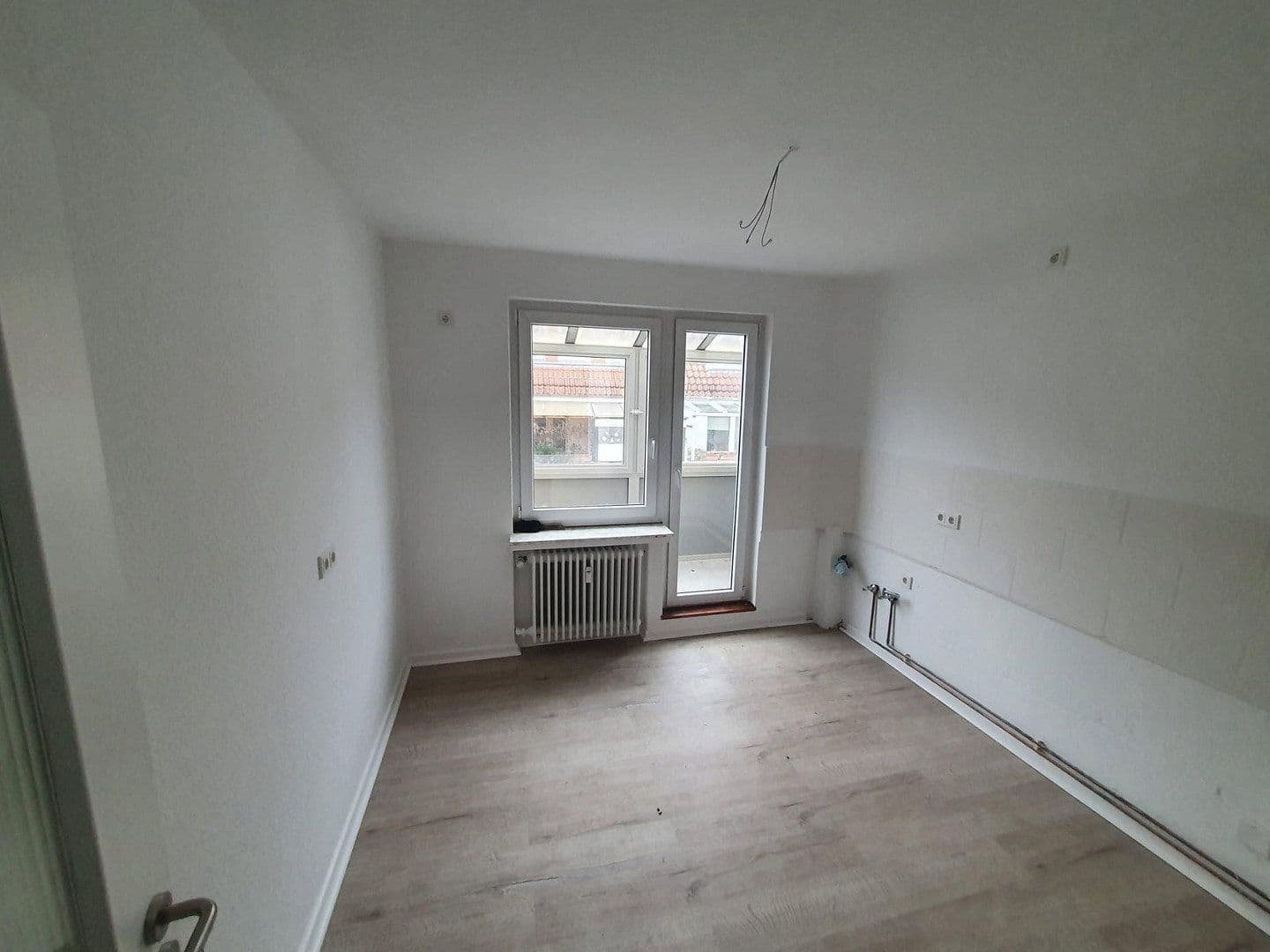 Pronájem bytu 3+1 71 m², Lübecker Str. 32, Bremen, Bremen Pronájem bytu 3+1 71 m², Lübecker Str. 32, Bremen, Bremen