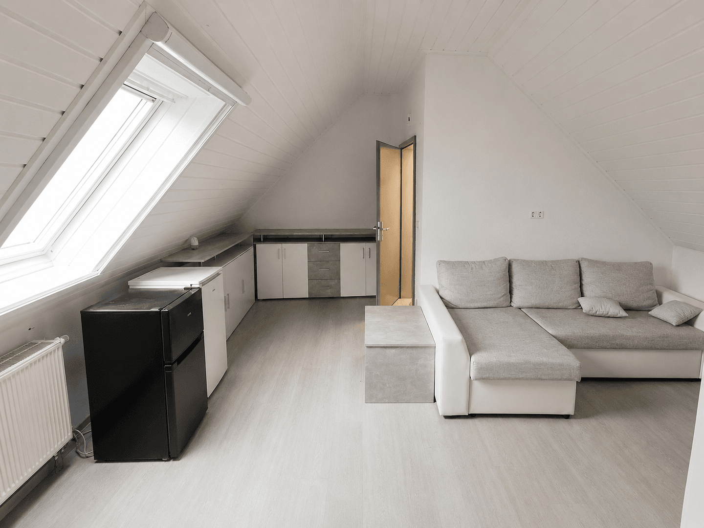 Pronájem bytu 1+1 29 m², Sontheim an der Brenz, Bádensko-Württembersko Pronájem bytu 1+1 29 m², Sontheim an der Brenz, Bádensko-Württembersko