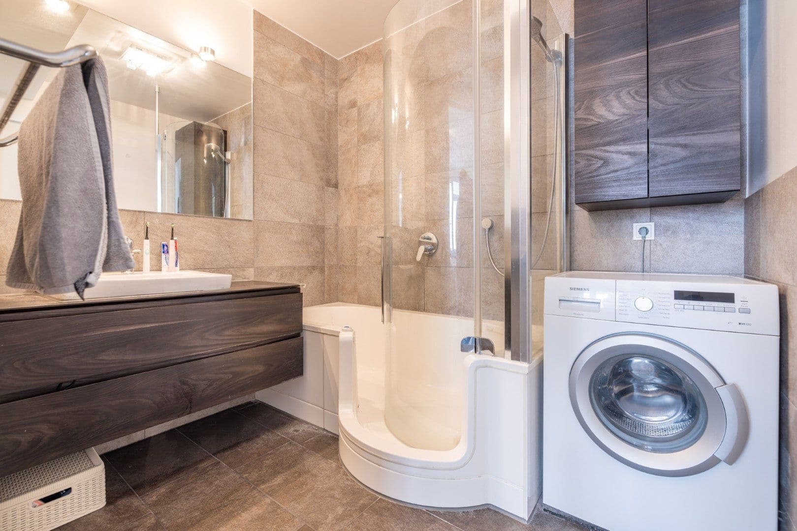Prodej bytu 2+1 58 m², Kufstein, Tyrolsko Prodej bytu 2+1 58 m², Kufstein, Tyrolsko