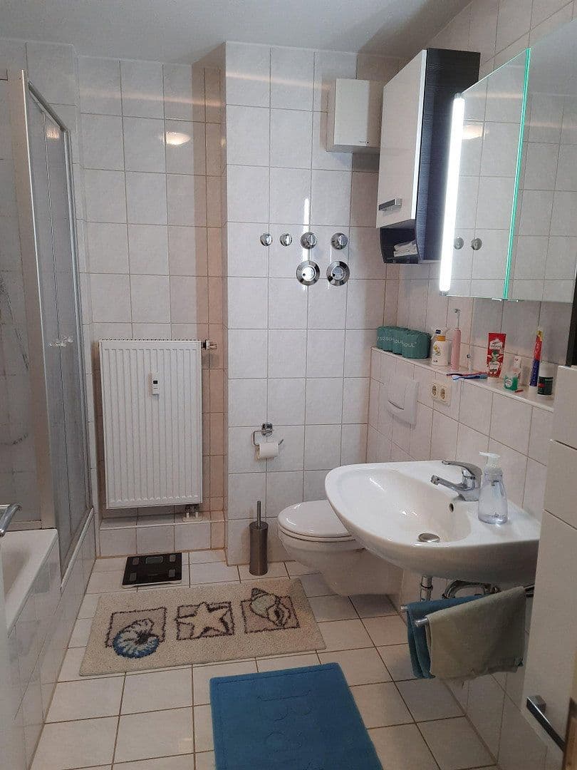 Prodej bytu 3+1 80 m², Raiffeisenstr. 17a, Bad Abbach, Bavorsko Prodej bytu 3+1 80 m², Raiffeisenstr. 17a, Bad Abbach, Bavorsko