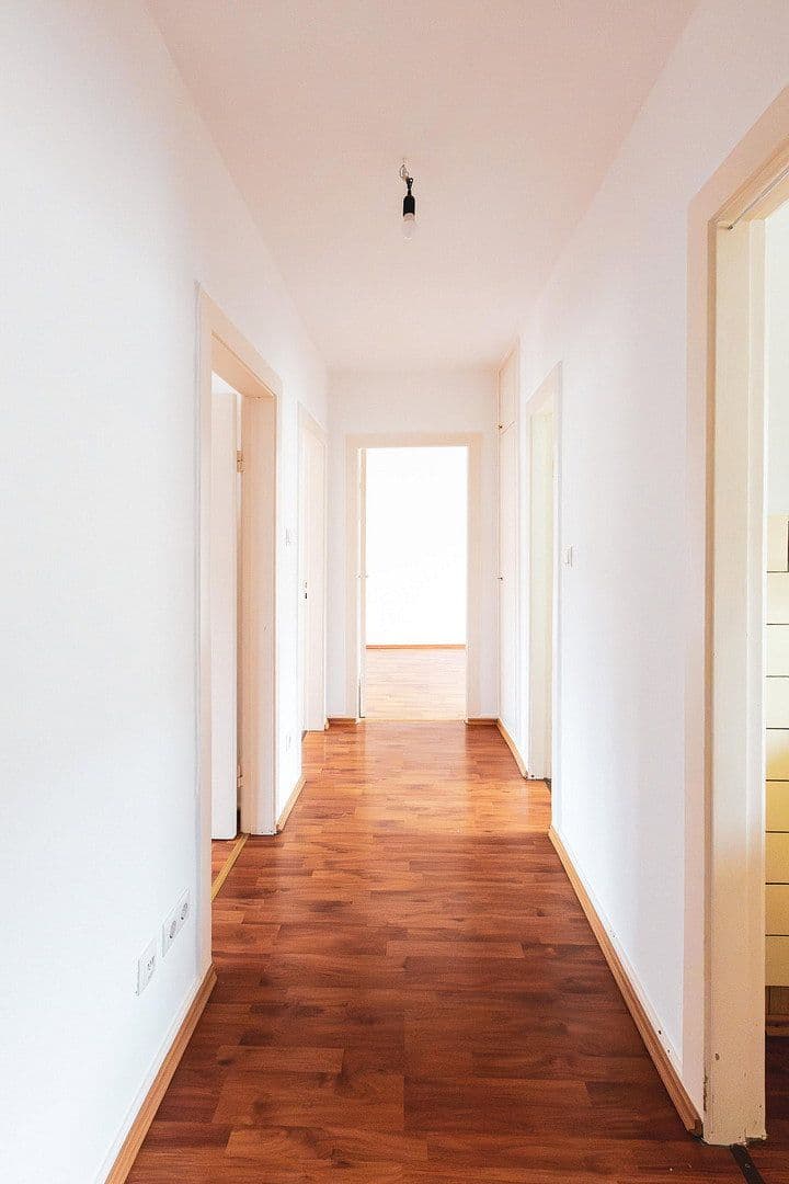 Prodej bytu 3+1 65 m², Neumünstersche Straße 23, Hamburg, Hamburg Prodej bytu 3+1 65 m², Neumünstersche Straße 23, Hamburg, Hamburg