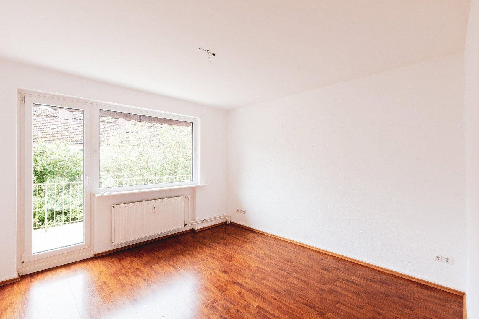 Prodej bytu 3+1 65 m², Neumünstersche Straße 23, Hamburg, Hamburg Prodej bytu 3+1 65 m², Neumünstersche Straße 23, Hamburg, Hamburg