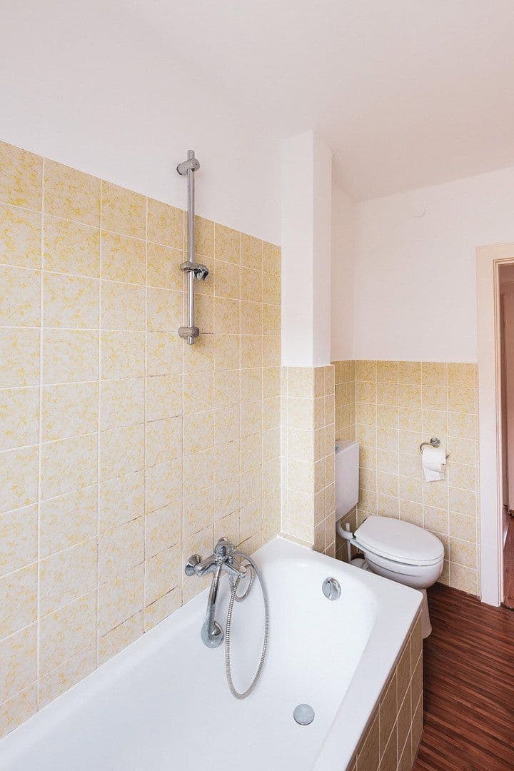 Prodej bytu 3+1 65 m², Neumünstersche Straße 23, Hamburg, Hamburg Prodej bytu 3+1 65 m², Neumünstersche Straße 23, Hamburg, Hamburg