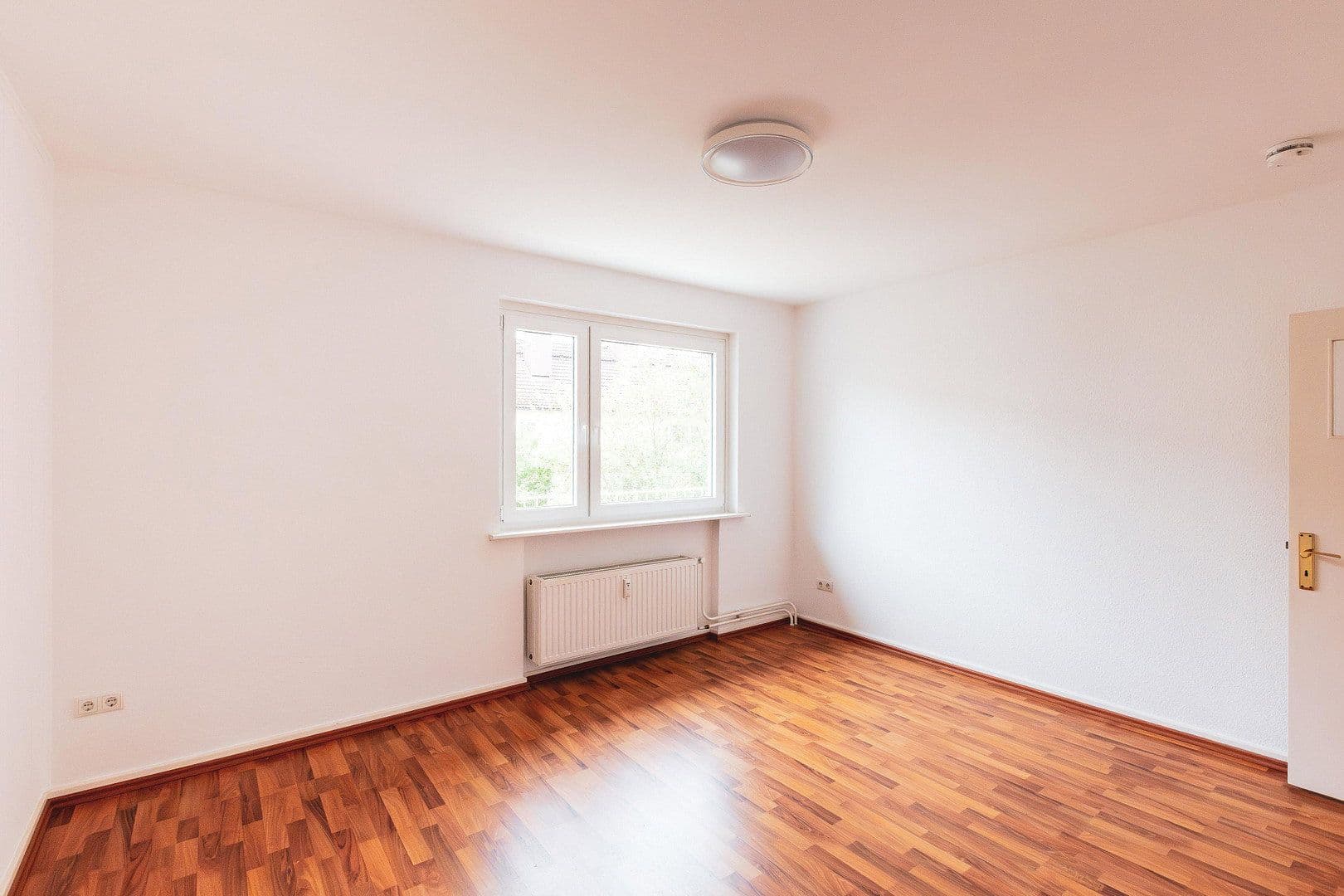 Prodej bytu 3+1 65 m², Neumünstersche Straße 23, Hamburg, Hamburg Prodej bytu 3+1 65 m², Neumünstersche Straße 23, Hamburg, Hamburg