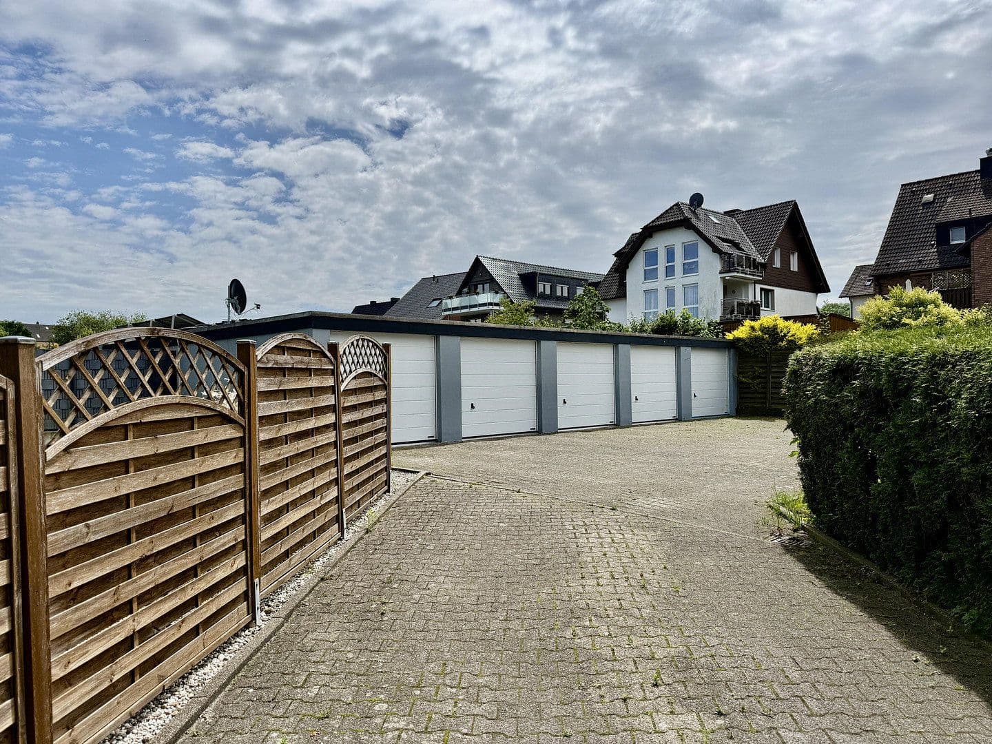 Prodej domu 388 m², pozemek 692 m², Dortmund, Severní Porýní-Vestfálsko Prodej domu 388 m², pozemek 692 m², Dortmund, Severní Porýní-Vestfálsko
