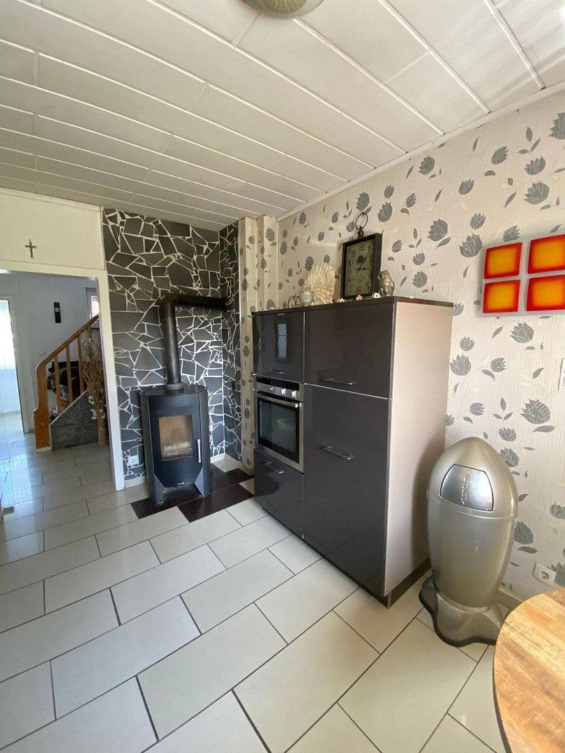 Prodej domu 120 m², pozemek 1.217 m², Siedlerkamp 6, Gronau, Dolní Sasko Prodej domu 120 m², pozemek 1.217 m², Siedlerkamp 6, Gronau, Dolní Sasko