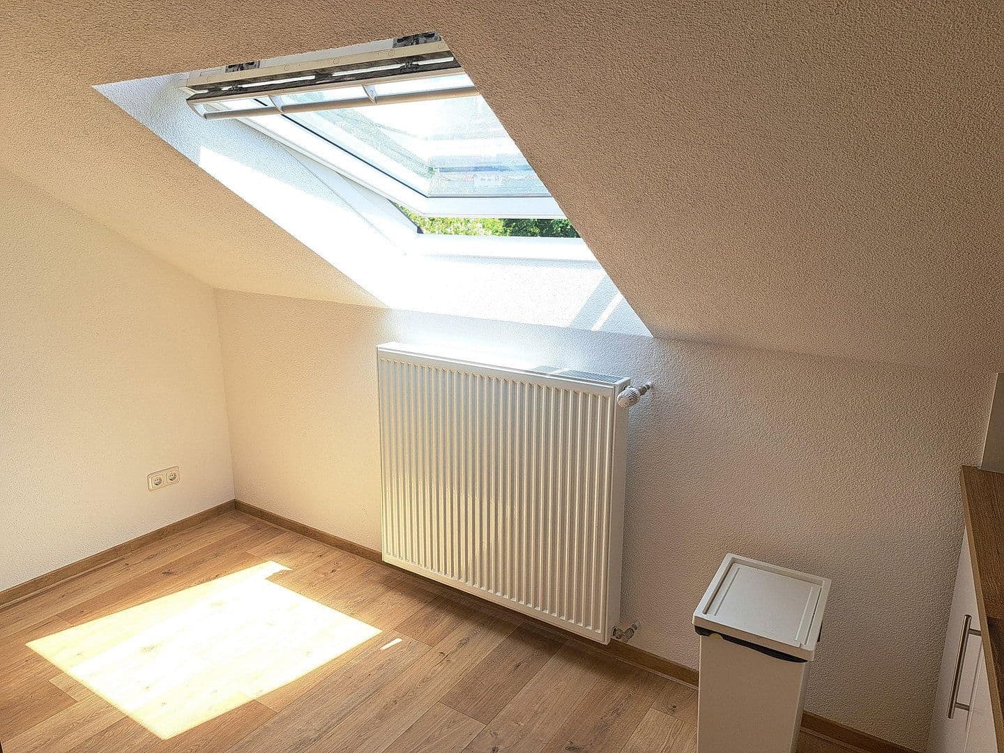 Prodej domu 461 m², pozemek 649 m², Saarbrücken, Země Sársko Prodej domu 461 m², pozemek 649 m², Saarbrücken, Země Sársko