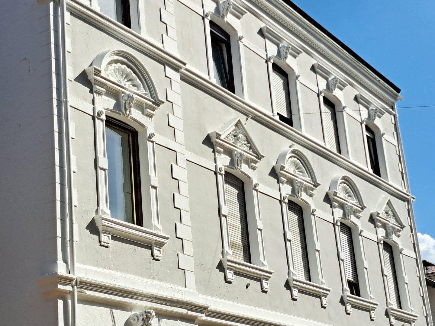 Prodej domu 461 m², pozemek 649 m², Saarbrücken, Země Sársko Prodej domu 461 m², pozemek 649 m², Saarbrücken, Země Sársko