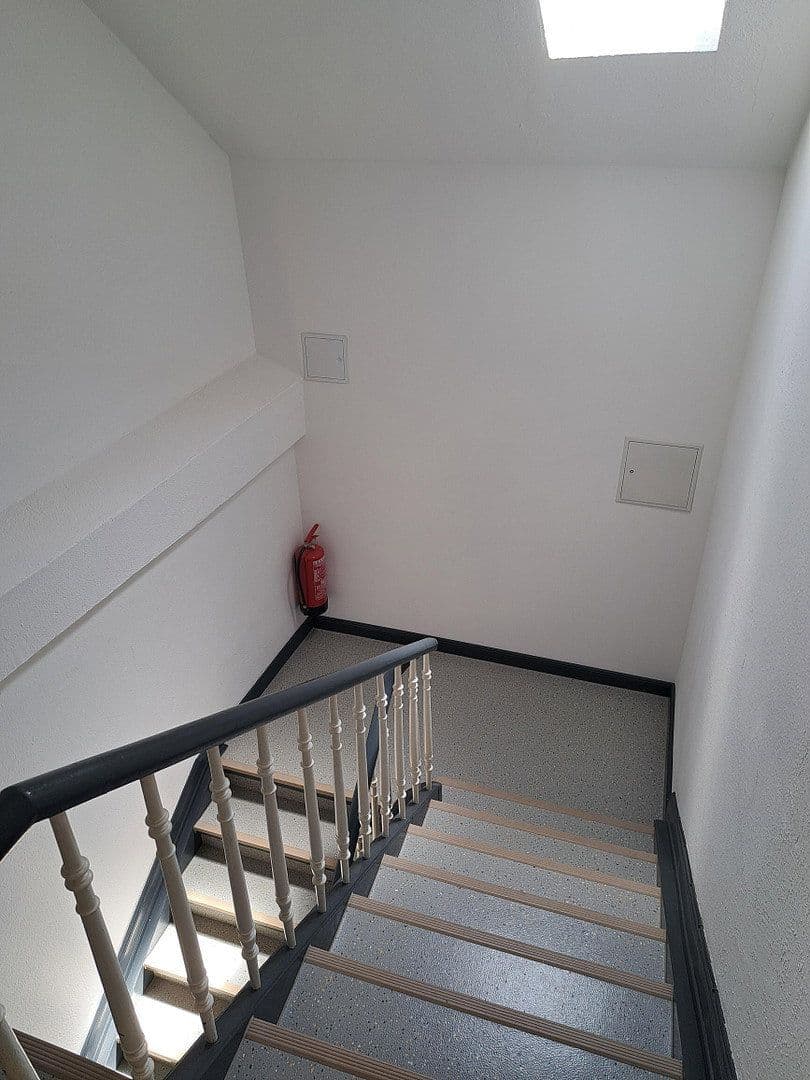 Prodej domu 461 m², pozemek 649 m², Saarbrücken, Země Sársko Prodej domu 461 m², pozemek 649 m², Saarbrücken, Země Sársko