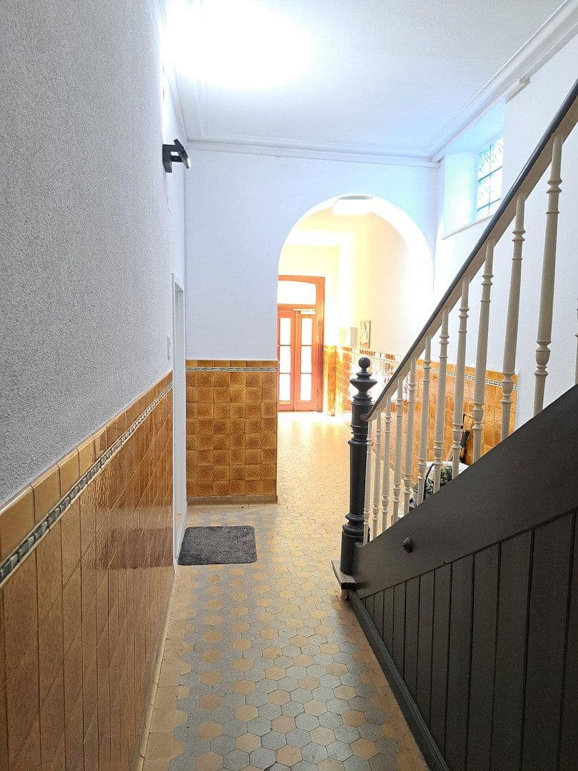 Prodej domu 461 m², pozemek 649 m², Saarbrücken, Země Sársko Prodej domu 461 m², pozemek 649 m², Saarbrücken, Země Sársko