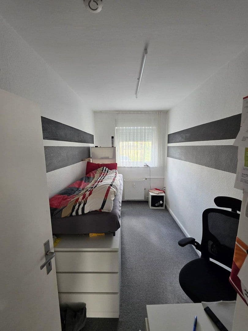 Prodej bytu 4+1 75 m², Berlin, Berlín Prodej bytu 4+1 75 m², Berlin, Berlín