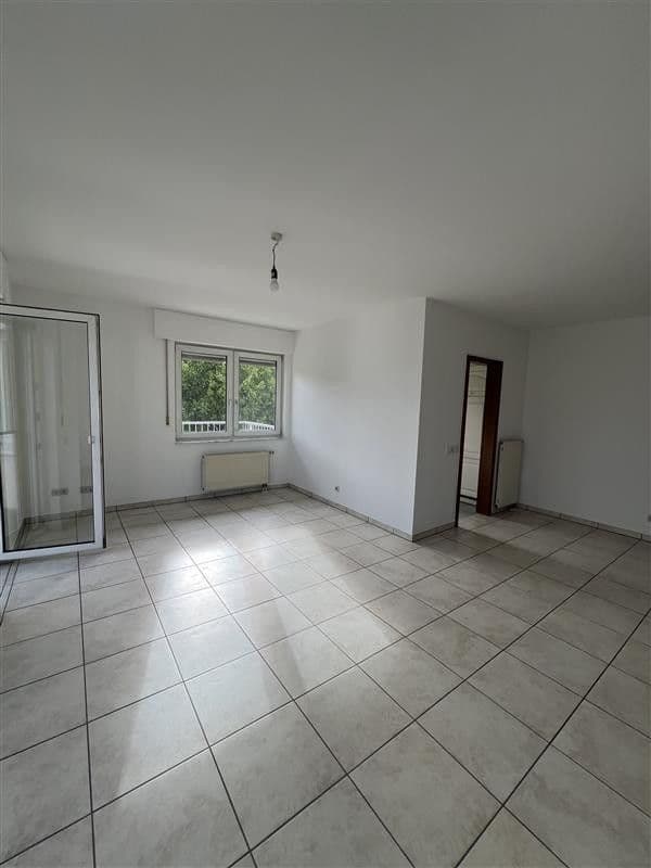 Pronájem bytu 2+1 73 m², Rösrath, Severní Porýní-Vestfálsko Pronájem bytu 2+1 73 m², Rösrath, Severní Porýní-Vestfálsko