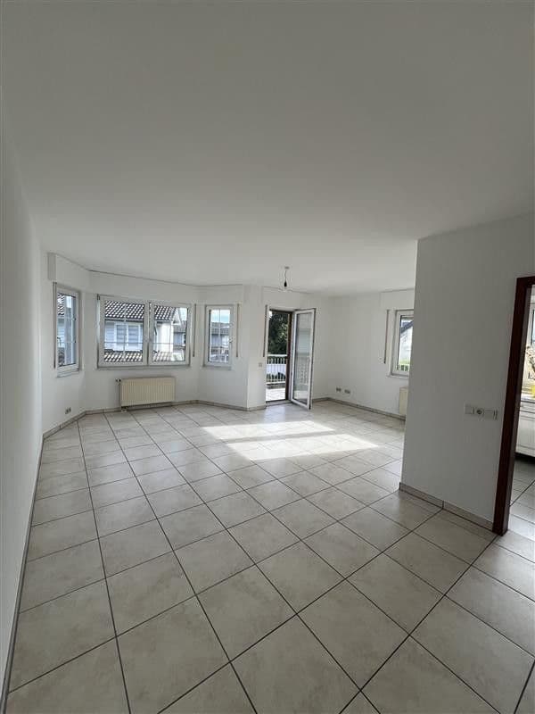 Pronájem bytu 2+1 73 m², Rösrath, Severní Porýní-Vestfálsko Pronájem bytu 2+1 73 m², Rösrath, Severní Porýní-Vestfálsko