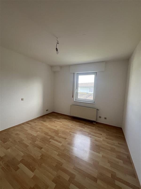 Pronájem bytu 2+1 73 m², Rösrath, Severní Porýní-Vestfálsko Pronájem bytu 2+1 73 m², Rösrath, Severní Porýní-Vestfálsko