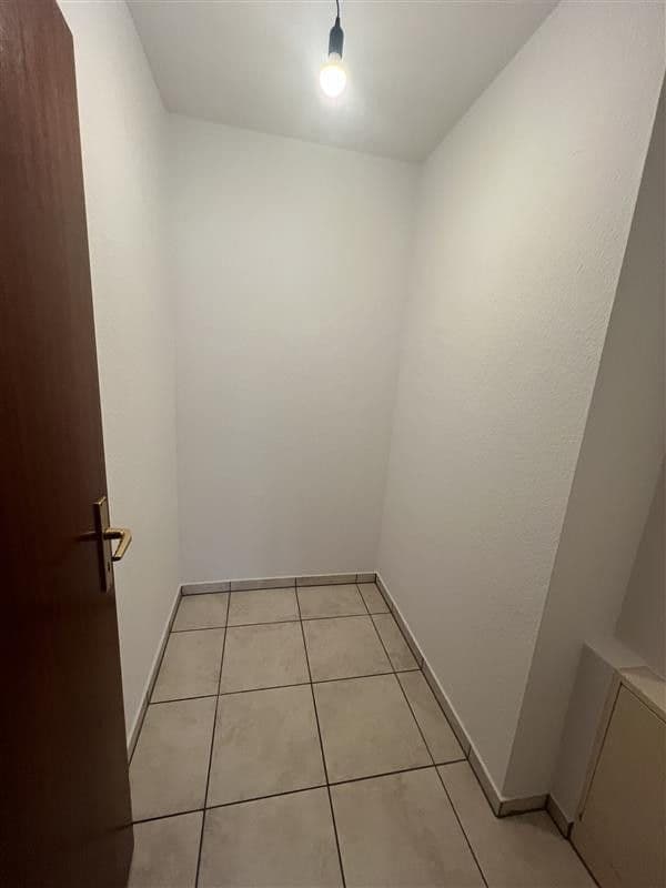 Pronájem bytu 2+1 73 m², Rösrath, Severní Porýní-Vestfálsko Pronájem bytu 2+1 73 m², Rösrath, Severní Porýní-Vestfálsko