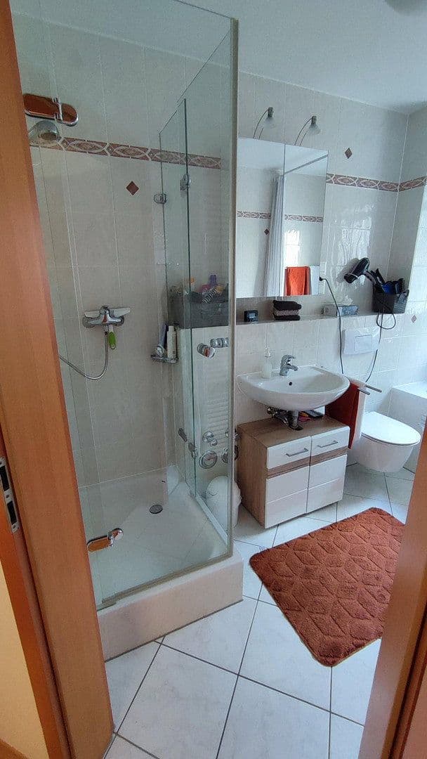Pronájem bytu 2+1 63 m², Bergisch Gladbach, Severní Porýní-Vestfálsko Pronájem bytu 2+1 63 m², Bergisch Gladbach, Severní Porýní-Vestfálsko