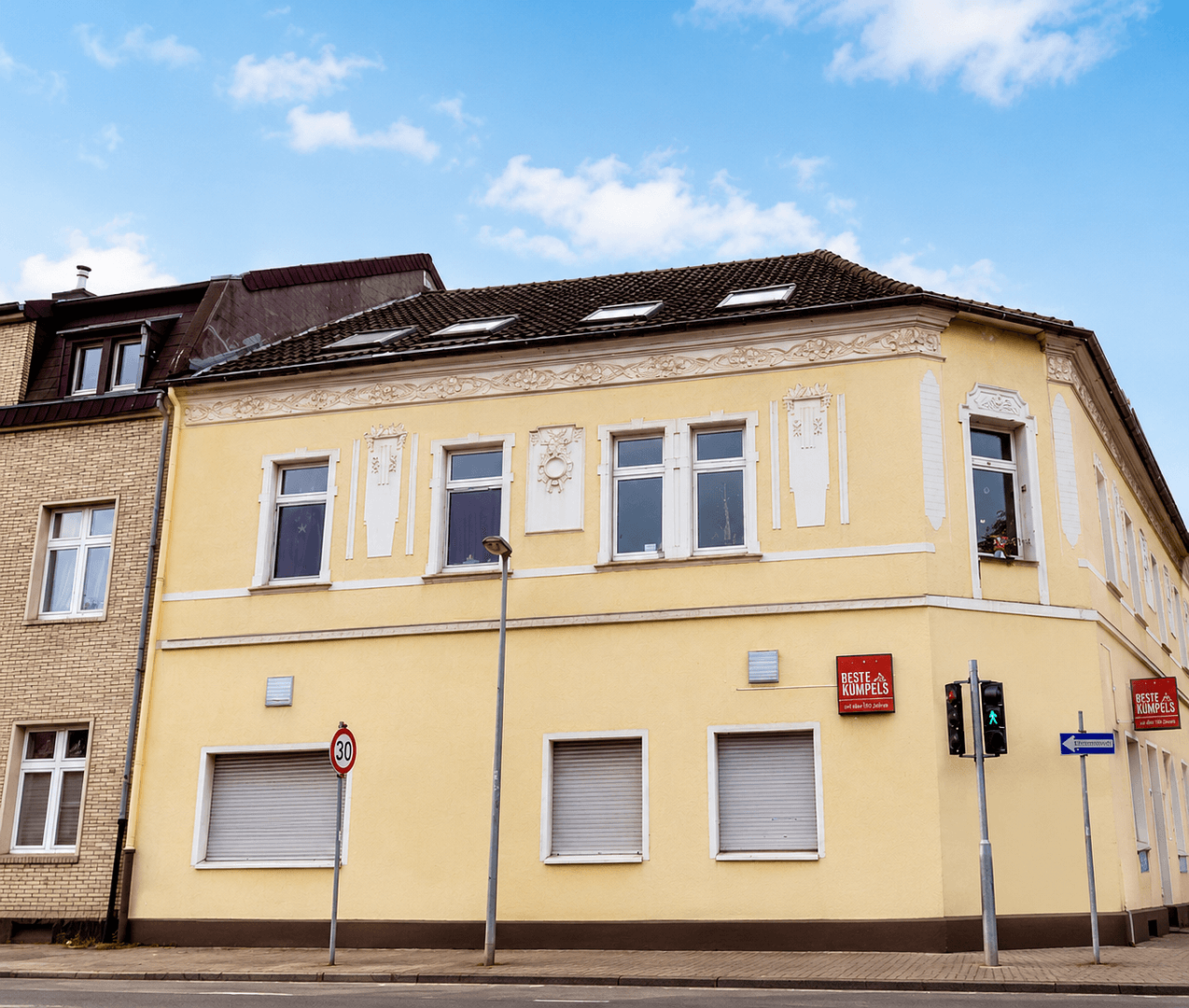 Pronájem bytu 2+1 74 m², Bebelstraße 228, Oberhausen, Severní Porýní-Vestfálsko Pronájem bytu 2+1 74 m², Bebelstraße 228, Oberhausen, Severní Porýní-Vestfálsko