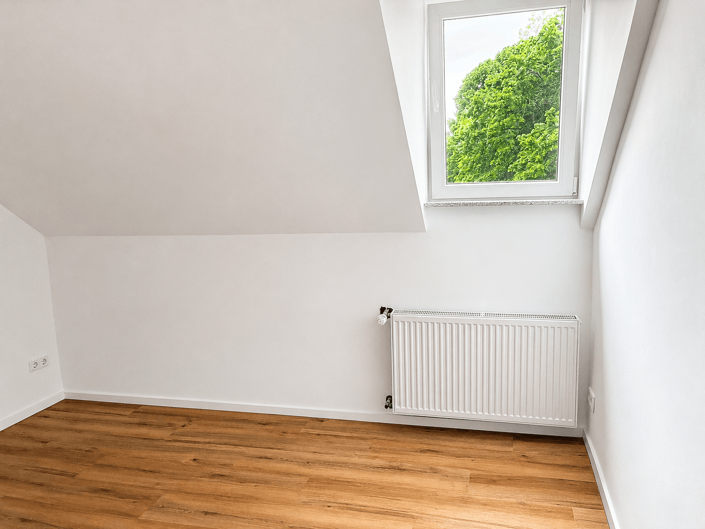 Pronájem bytu 2+1 74 m², Bebelstraße 228, Oberhausen, Severní Porýní-Vestfálsko Pronájem bytu 2+1 74 m², Bebelstraße 228, Oberhausen, Severní Porýní-Vestfálsko