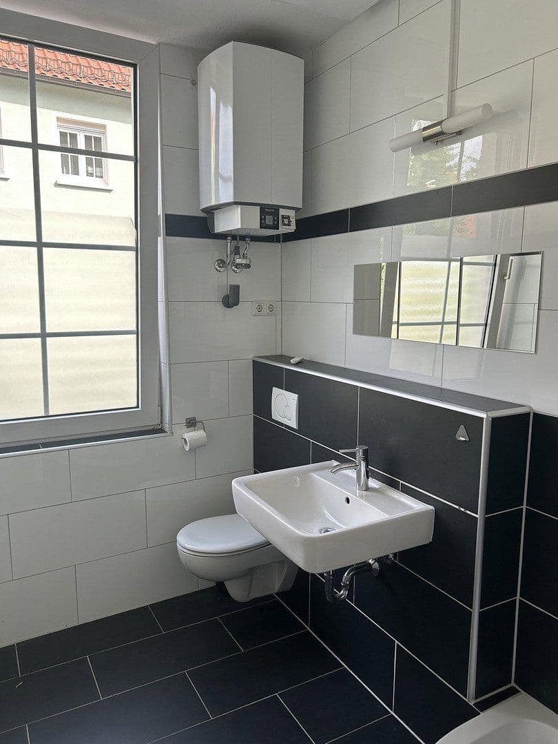 Pronájem kanceláře 48 m², Aschaffenburg, Bavorsko Pronájem kanceláře 48 m², Aschaffenburg, Bavorsko