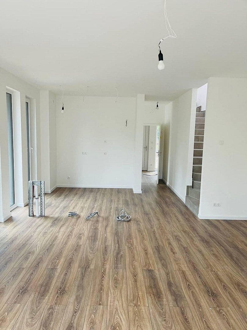 Pronájem domu 170 m², pozemek 508 m², Rembrandstraße 67, Blankenfelde-Mahlow, Braniborsko Pronájem domu 170 m², pozemek 508 m², Rembrandstraße 67, Blankenfelde-Mahlow, Braniborsko