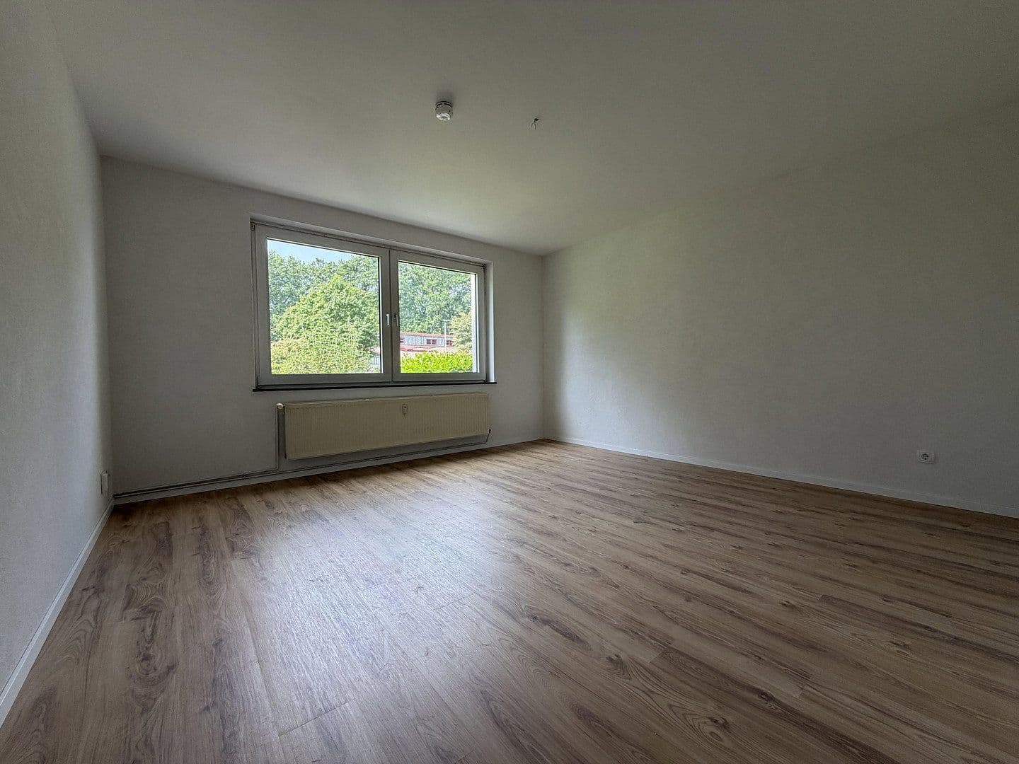 Pronájem bytu 4+1 80 m², Nienburg/Weser, Dolní Sasko Pronájem bytu 4+1 80 m², Nienburg/Weser, Dolní Sasko