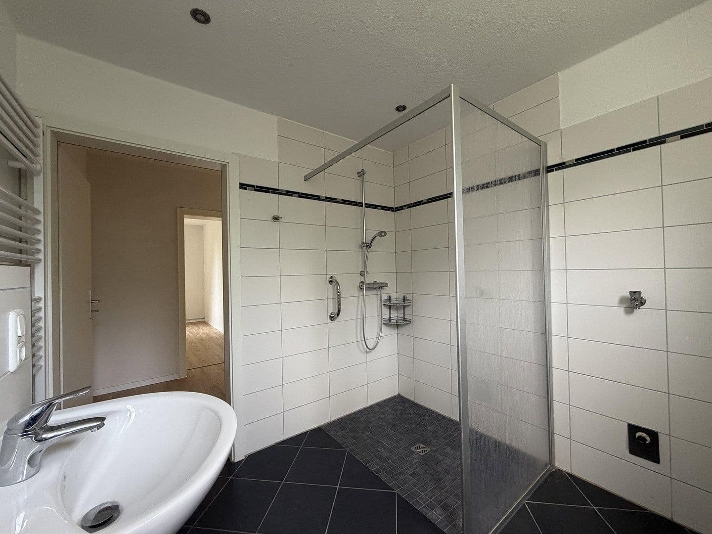Pronájem bytu 4+1 80 m², Nienburg/Weser, Dolní Sasko Pronájem bytu 4+1 80 m², Nienburg/Weser, Dolní Sasko