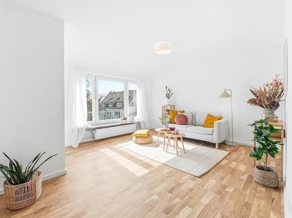 Pronájem bytu 3+kk 78 m², Obertürkheim, Bádensko-Württembersko Pronájem bytu 3+kk 78 m², Obertürkheim, Bádensko-Württembersko