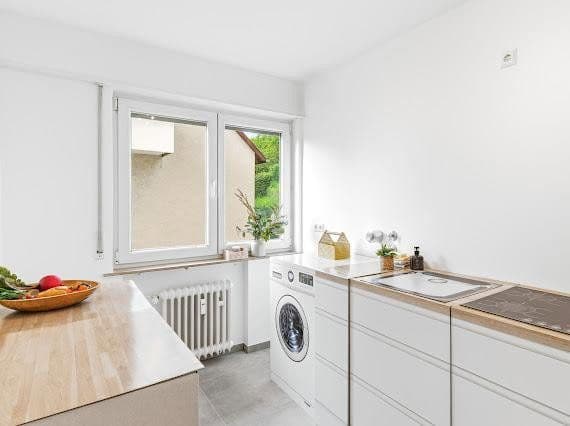 Pronájem bytu 3+kk 78 m², Obertürkheim, Bádensko-Württembersko Pronájem bytu 3+kk 78 m², Obertürkheim, Bádensko-Württembersko