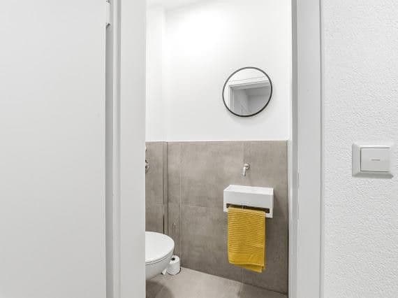 Pronájem bytu 3+kk 78 m², Obertürkheim, Bádensko-Württembersko Pronájem bytu 3+kk 78 m², Obertürkheim, Bádensko-Württembersko