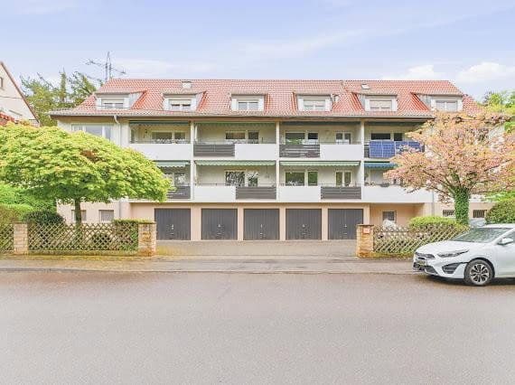 Pronájem bytu 3+kk 78 m², Obertürkheim, Bádensko-Württembersko Pronájem bytu 3+kk 78 m², Obertürkheim, Bádensko-Württembersko