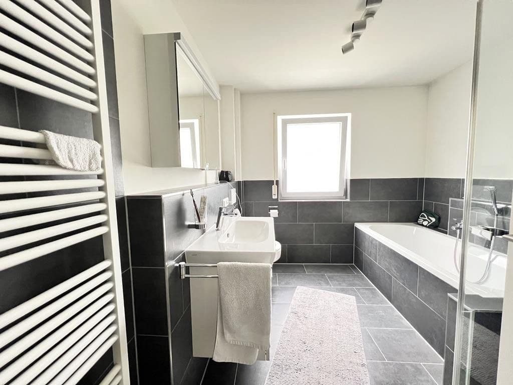 Prodej bytu 3+1 89 m², Holzgerlingen, Bádensko-Württembersko Prodej bytu 3+1 89 m², Holzgerlingen, Bádensko-Württembersko