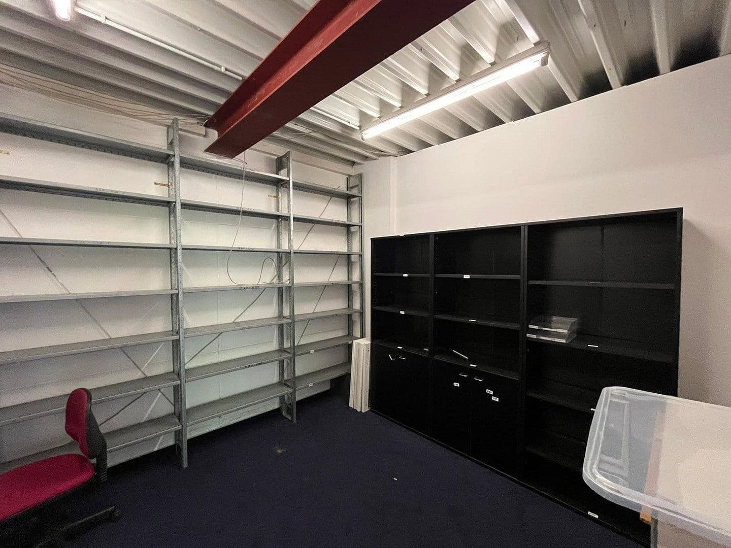 Pronájem nebytového prostoru 6.000 m², Beckebohnen 11, Liebenau, Dolní Sasko Pronájem nebytového prostoru 6.000 m², Beckebohnen 11, Liebenau, Dolní Sasko