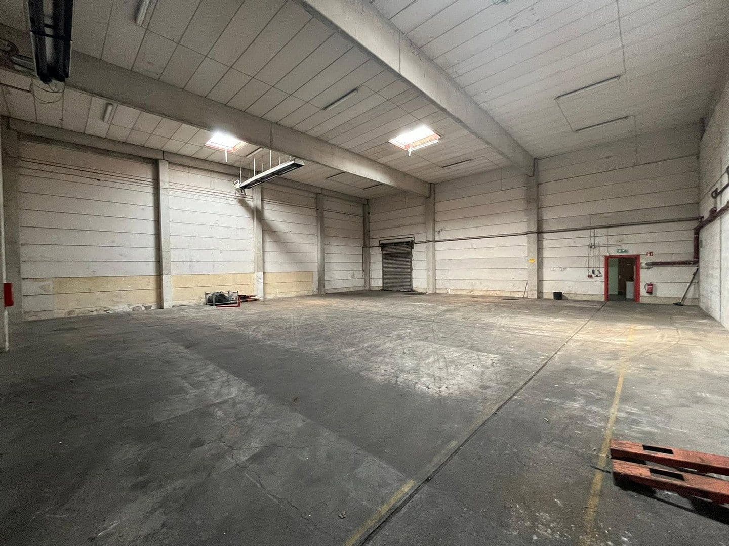 Pronájem nebytového prostoru 6.000 m², Beckebohnen 11, Liebenau, Dolní Sasko Pronájem nebytového prostoru 6.000 m², Beckebohnen 11, Liebenau, Dolní Sasko