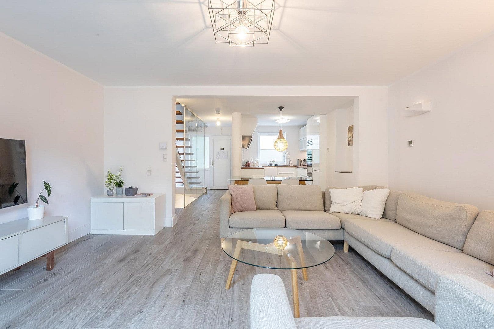 Prodej domu 89 m², pozemek 344 m², Hamburg, Hamburg Prodej domu 89 m², pozemek 344 m², Hamburg, Hamburg