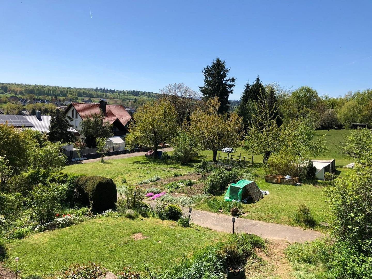 Prodej domu 130 m², pozemek 427 m², Karlsbad, Bádensko-Württembersko Prodej domu 130 m², pozemek 427 m², Karlsbad, Bádensko-Württembersko