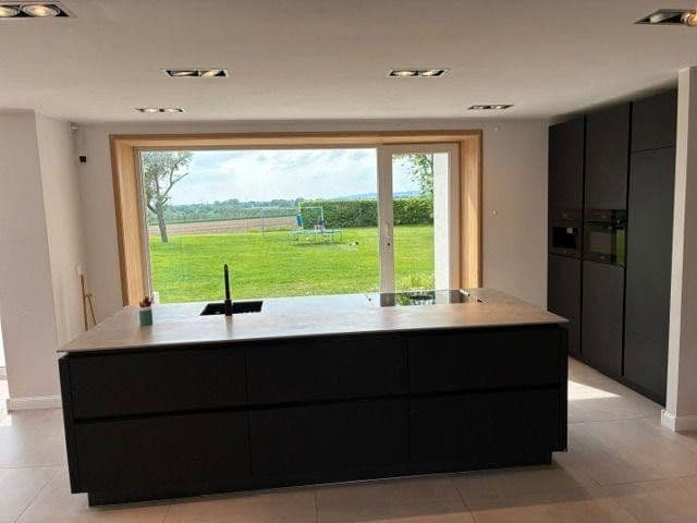 Pronájem domu 245 m², pozemek 980 m², Bad Oeynhausen, Severní Porýní-Vestfálsko Pronájem domu 245 m², pozemek 980 m², Bad Oeynhausen, Severní Porýní-Vestfálsko